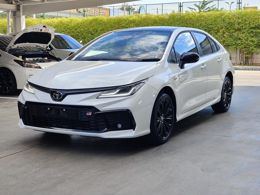 Toyota Corolla Altis 1.8 Hev GR Sport AT