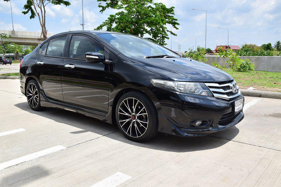 ปี2011 /HONDA CITY 1.5SV ตัวท็อป / คันนี้ ออกรถ 99 บาท /เกียร์แพดเดิลชิฟ /ชุดแต่ง แม็กหล่อๆ /โทร 0957401229 ไอดีไล UTBP  1