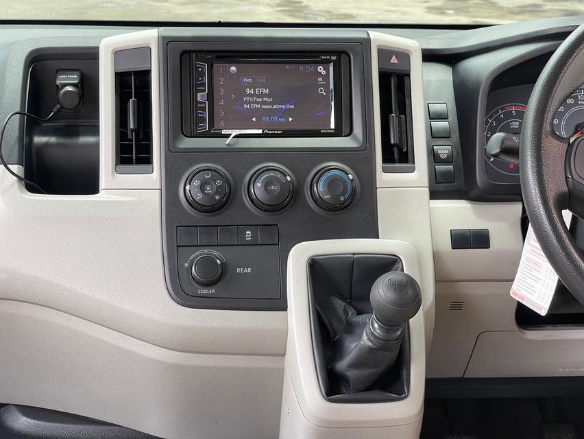 ขาย Toyota Commuter 2.8 ปี19 9