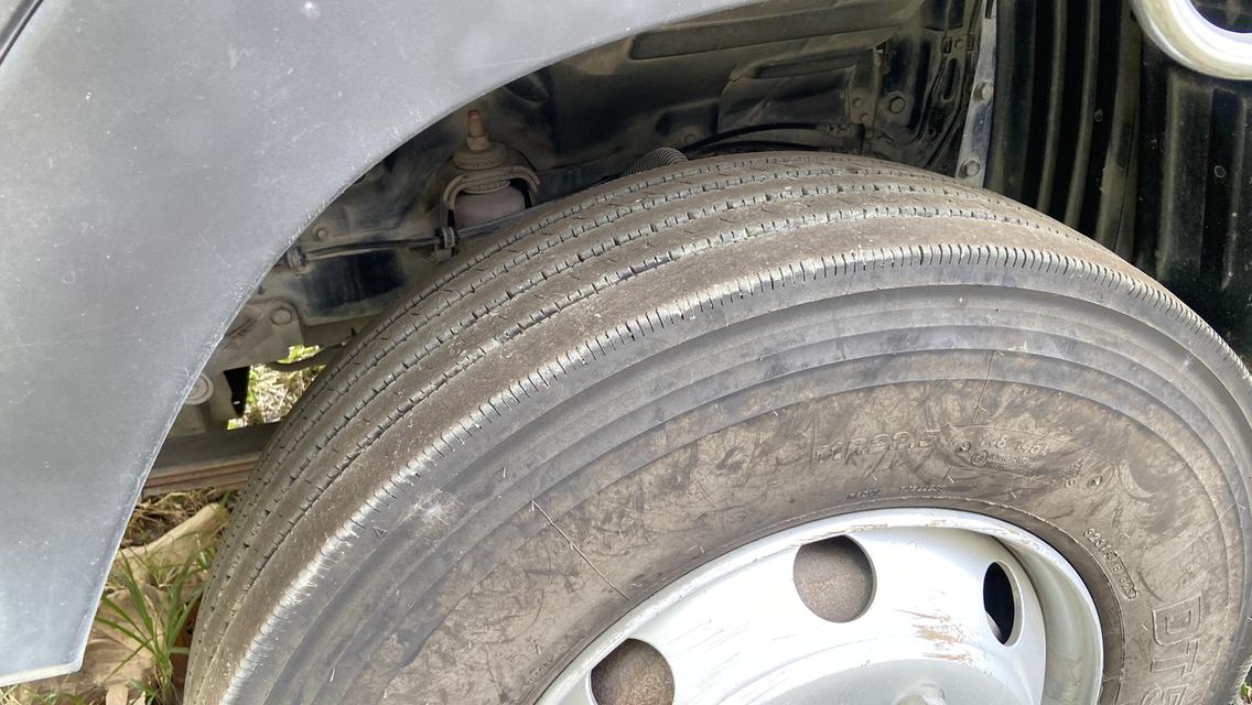 ขายที่ดินติดถนนเรียบมอเตอร์เวย์อมตะชลบุรี 22ไร่3งานเศษ บ้านเก่าบางนาง ไร่ละ12ล้าน 2