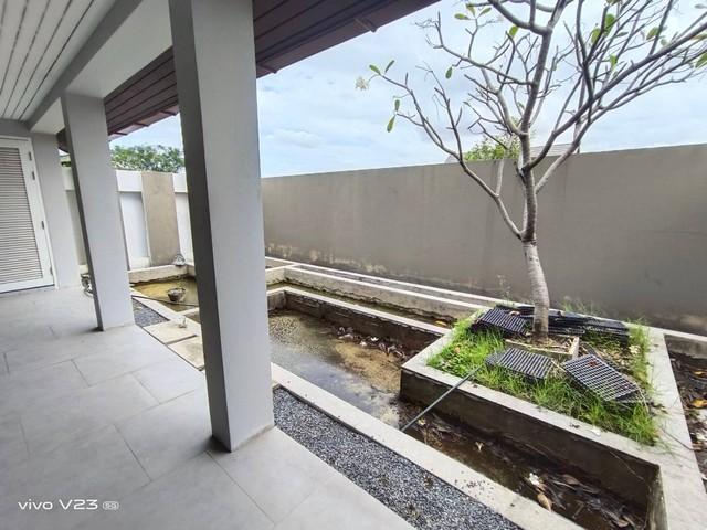 ขายบ้านเดี่ยว 3 ชั้น  Private Nirvana Residence ขนาดที่ดิน 70 ตารางวา พื้นที่ใช้สอย 370 ตารางเมตร หลังมุม ตกแแต่งพร้อมอยู่ 4 ห้องนอน 5 ห้องน้ำ  13