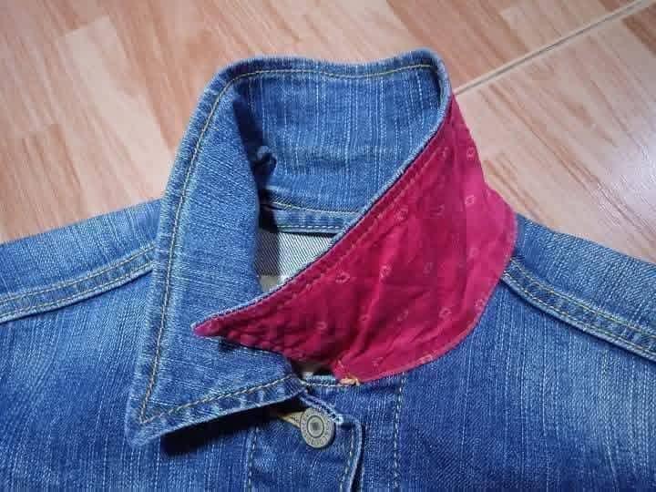 LEVI'S แจ๊กเก็ตยีนส์ สำหรับสาวตัวเล็ก แต่งขอบ+กระดุมแดง สภาพดี ไม่มีตำหนิเปื้อนขาด รูปที่ 7