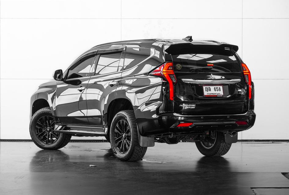 2020 Mitsubishi Pajero Sport 2.4 GT Premium Elite Edition 2WD SUV AT ดำ ไมล์ 39790 กม.
