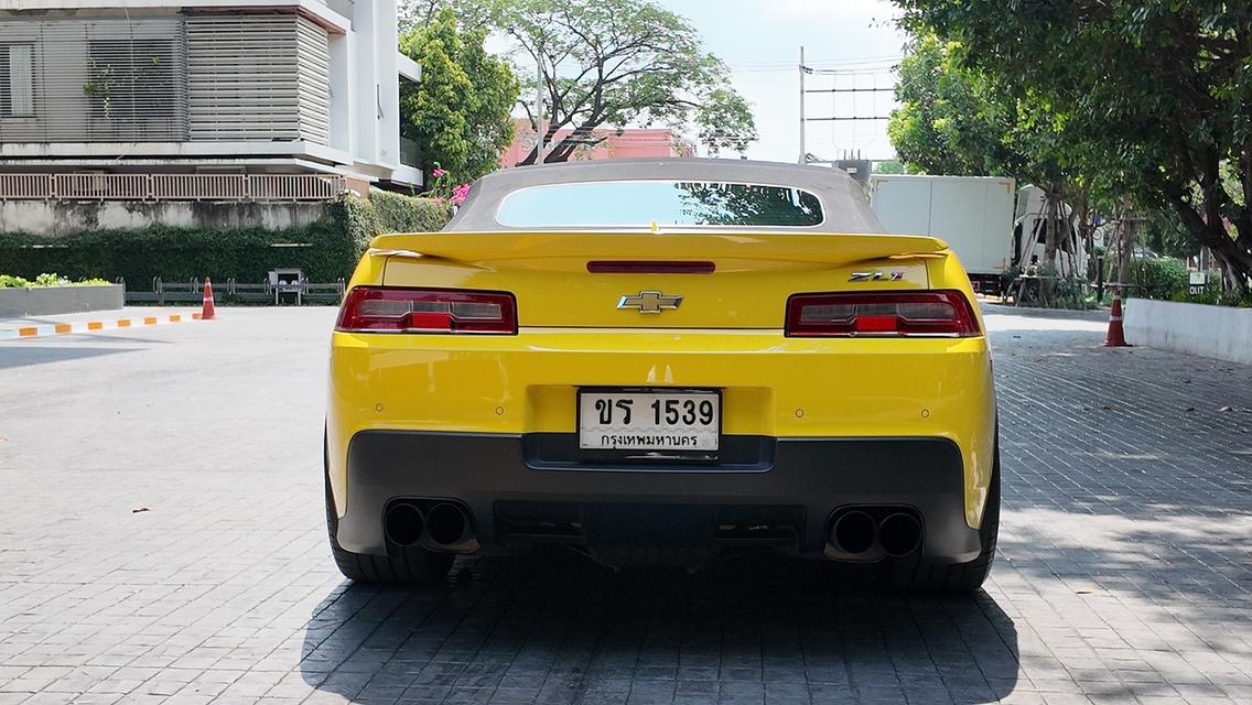 Chevrolet Camaro 6.2 Convertible ZL1 2019 สีเหลือง ราคาดี พวงมาลัยขวา หายากช้าอด รูปที่ 5