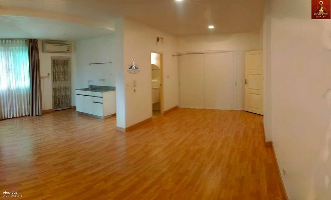 โครงการ สีวลี เลควิว เชียงใหม่ ถนนซีรีนเลค เมืองเชียงใหม่ แปลงมุม 135 ตร.วา 5 นอน 5 น้ำ จอดรถ 4 คัน 6