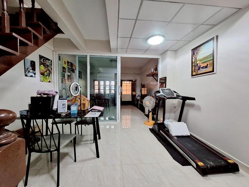 หมู่บ้านทิวสนวิลล่า ธัญบุรี คลอง 3 ถนนรังสิต-นครนายก ต.บึงยี่โถ อ.ธัญบุรี จ.ปทุมธานี 8