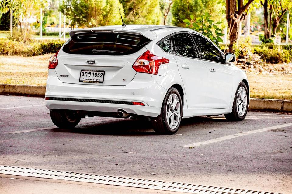 Ford Focus 2.0 Sunloof Sport สีขาว  ปี 2014 ท๊อปสุด มือเดียว ขับดีมากๆ 7
