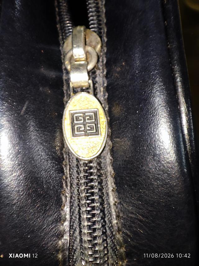 กระเป๋าสะพาย Givenchy(ขีวองชี) รุ่น/ลักษณะ Vintage 4G Logo Jacquard&Leather Cossbody Camera Bag (กระเป๋าทรงกล้องสายสะพานปรับได้) ผลิตในยุค 80-90 รูปที่ 11
