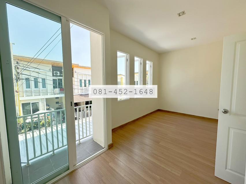 ขายทาวน์โฮม 2 ชั้น สไตล์อังกฤษ โครงการโกลเด้น ทาวน์ เฉลิมพระเกียรติ-สวนหลวง ทำเลทองเดินทางสะดวกสบาย 4