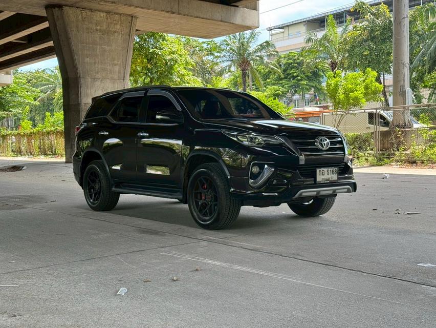 ขายรถ Toyota Fortuner 2.4 ปี 2016 สีน้ำตาล เกียร์ออโต้