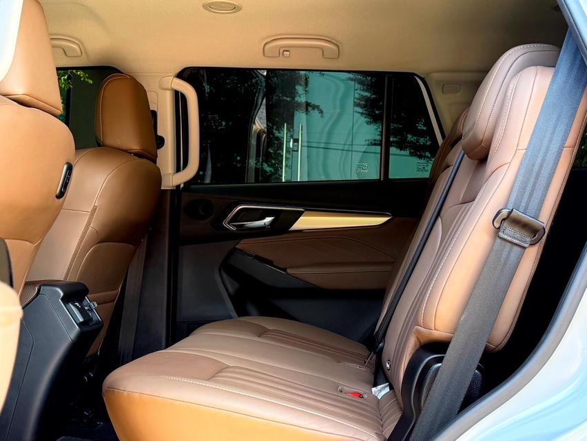 2024 ISUZU MU-X 3.0 ULTIMATE 4WD รถมือเดียวออกป้ายแดง รถวิ่งน้อยเพียง2X,XXX KM เข้าศูนย์ทุกระยะ ไม่เคยมีอุบัติเหตุครับ รูปที่ 14