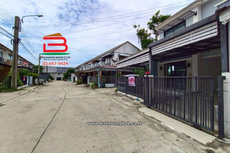 ทาวน์เฮาส์ บ้านพฤกษา 54 เนื้อที่ 28.3 ตร.ว ตำบลบางแม่นาง อำเภอบางใหญ่ จังหวัดนนทบุรี
