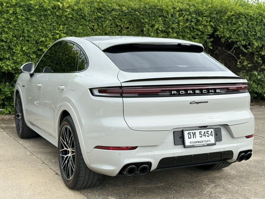 Porsche Cayenne E-Hybrid Coupe ปี2024