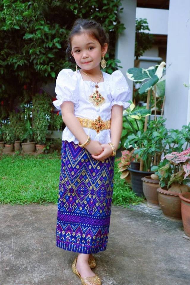 รูป ชุดไทยเด็กหญิง setเสื้อแขนตุ๊กตากับผ้าถุง 5