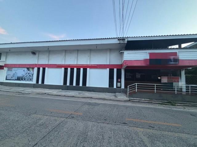 ให้เช่าโกดัง พร้อมสำนักงาน ถ.เฉลิมพระเกียรติ 43 ( ซอยศูนย์กีฬาบึงหนองบอน ) เขตประเวศ 2