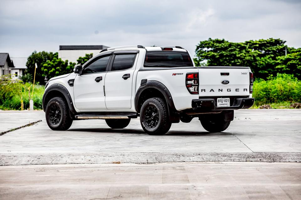 Ford Ranger 2.2 XLT Hi-Lander Double Cab ปี 2019 สีขาว มือเดียวป้ายแดง 9