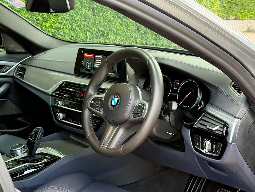 2018 BMW 530I MSPORT ( RARE ITEM ) รถมือเดียว สภาพป้ายแดง วิ่งน้อยเพียง 72,000 กม ไม่เคยมีอุบัติเหตุครับ 10