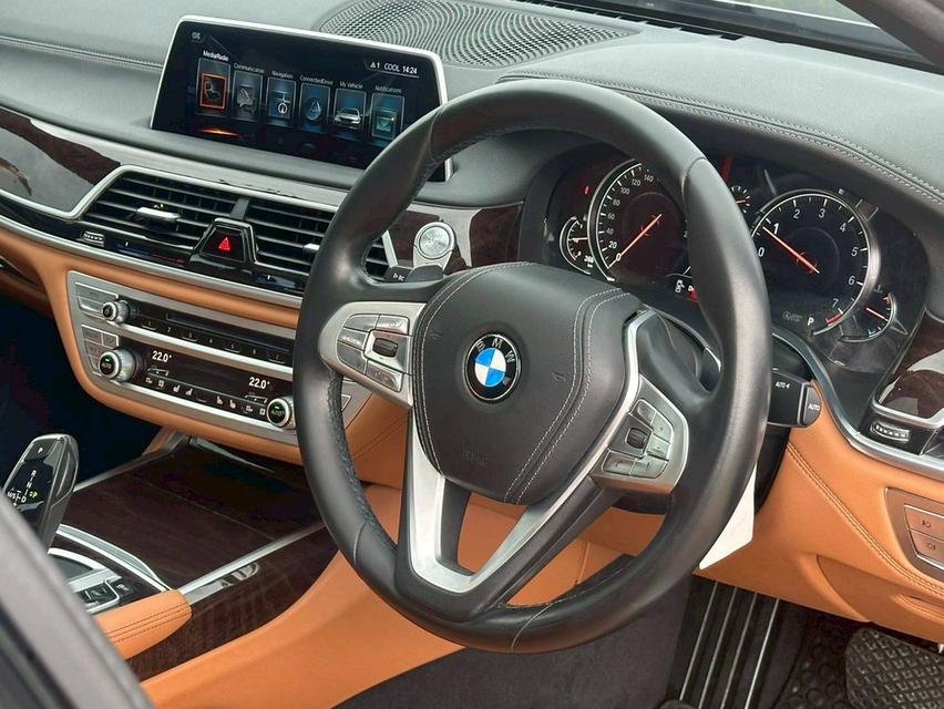 BMW 740Li Pure Excellence (G12) 2016 รถหรูใช้น้อย สวยมากๆ ราคาดีสุดในตลาด 10