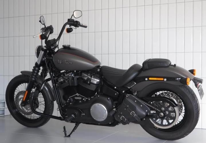 Harley-Davidson Streetbob สีดำ สภาพดี 4