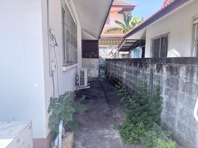 ขายบ้านเดี่ยว ชั้นเดียว ย่านหางดง หมู่บ้านธารอิงดอย หลังไปรษณีย์หางดง บ้านอยู่สุดซอย เงียบสงบ หน้าบ้านเป็นสนามหญ้า ไม่ชนใคร 5