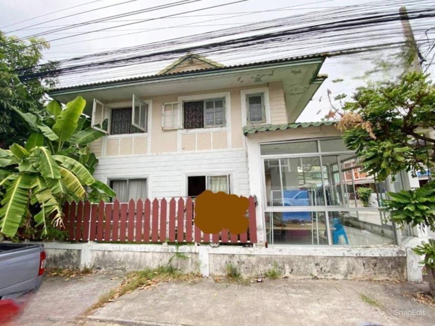 ขายบ้านเดียวหลังมุมติดถนน หมู่บ้านพฤกษา 15 เนื้อที่ 23.9 ตารางวา สนใจติดต่อ 098-1955383 2