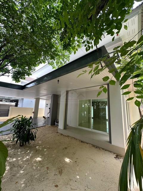 ขายบ้านเดี่ยว 2 ชั้น ไลฟ์ บางกอก บูเลอวาร์ด แจ้งวัฒนะ หลังมุม ถ.ศรีสมาน ใกล้โรบินสันศรีสมาน 2