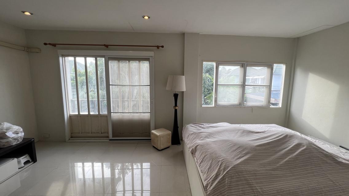 📣 ขายบ้าน 2 ชั้น ในจังหวัดอยุธยา 🏡 📍ทำเลดี เดินทางสะดวก บรรยากาศเงียบสงบ เหมาะสำหรับอยู่อาศัยหรือปล่อยเช่า 18
