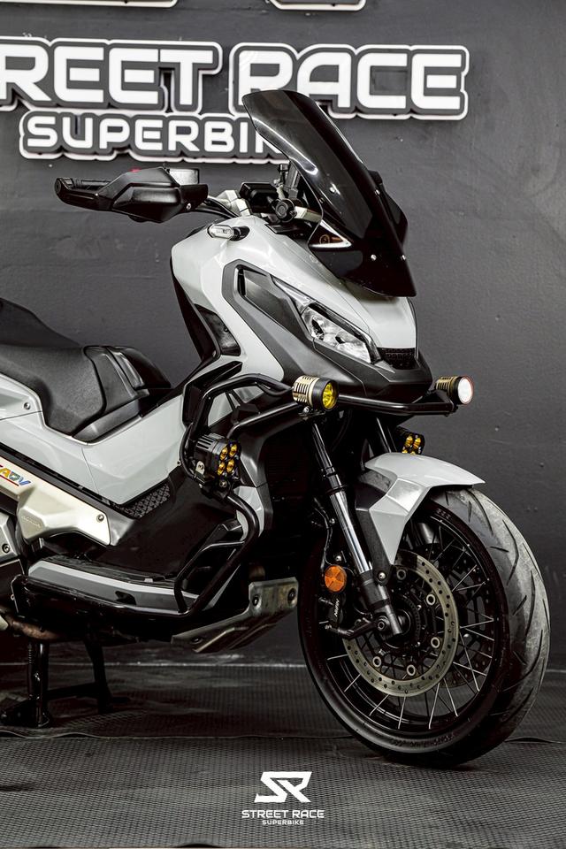 HONDA XADV750 2018 สีเทาแลมโบ ของแต่งติดรถพร้อมเดินทาง รูปที่ 5