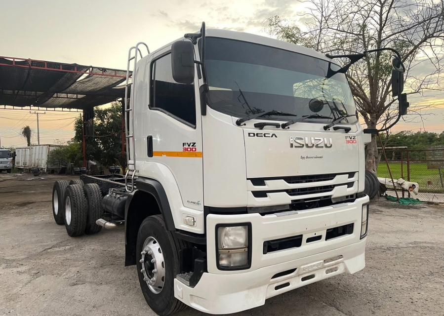 รถบรรทุกน้ำจืด ISUZU FVZ 300 แรง 2 เพลาแท้ ปี 61 4