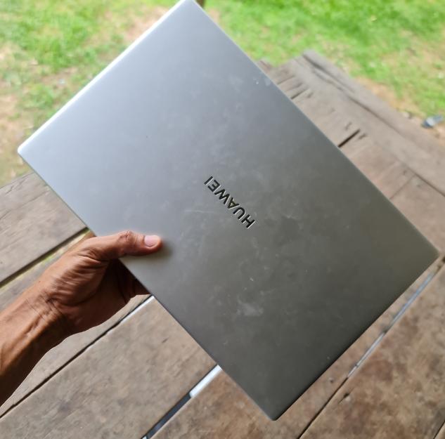 ขายโน้ตบุ๊ค Huawei MateBook มือสอง 1