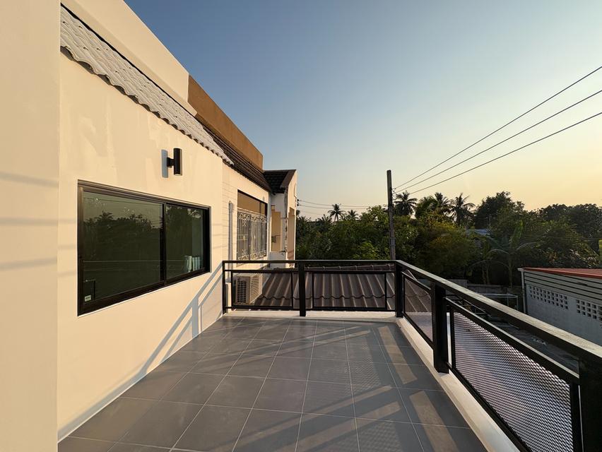 ขายบ้านมือสอง รีโนเวทใหม่ นนทบุรี บ้านสวย ทำเลดี ใกล้รถไฟฟ้าสายสีม่วง ใกล้ห้างเวสต์เกต 6