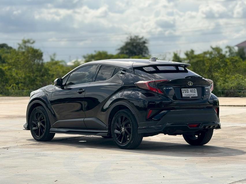 Toyota C-HR Hybrid  Y22 Wagon 4dr HEV GR Sport E-CVT FWD top  1.8 (Hybrid) สีดำ ออโต้  8