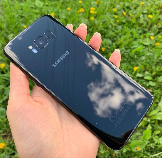 Samsung Galaxy S8 มือ 2