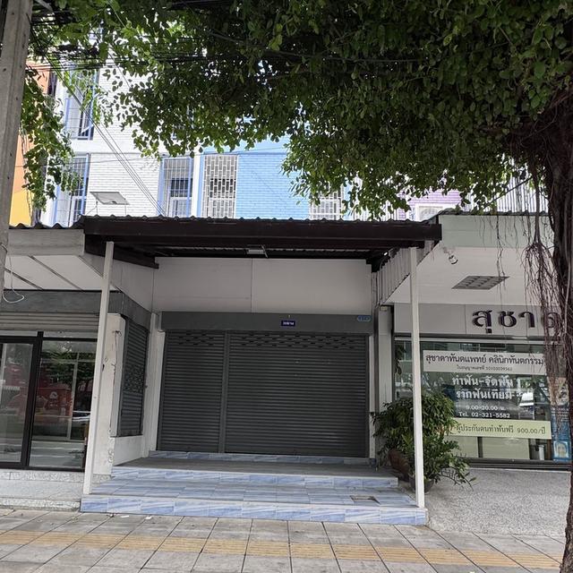  ให้เช่าอาคารพาณิชย์ 3.5 ชั้น พัฒนาการ 57/1 ติดถนนใหญ่ ใกล้ตลาดพัฒนาการ 11