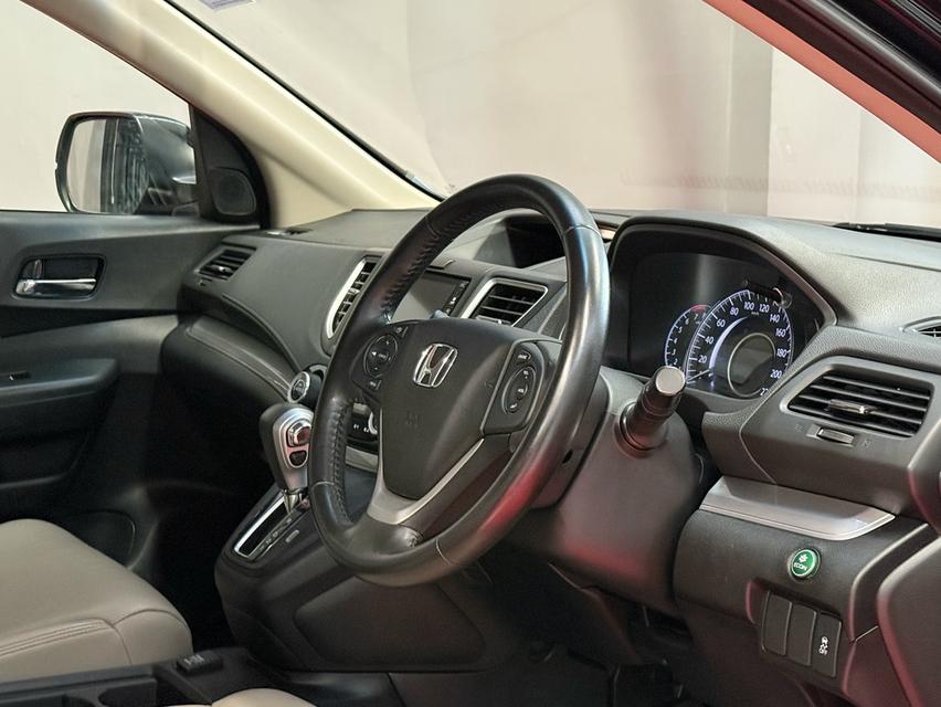 2017 HONDA CRV 2.0E 4WD รถมือเดียวออกป้ายแดง รถวิ่งน้อย เข้าศูนย์ทุกระยะ ไม่เคยมีอุบัติเหตุครับ 10