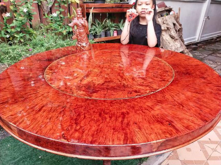 โต๊ะกลมไม้ปุ่มมะค่า 130 cm. (ขายแล้ว) 1