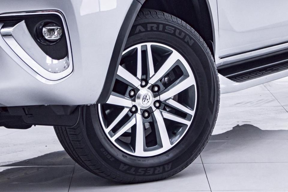 รหัสรถ 1D372 FORTUNER 2.4 V 2019 16