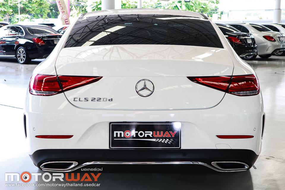 Mercedes-Benz   CLS 220d AMG Premium 5