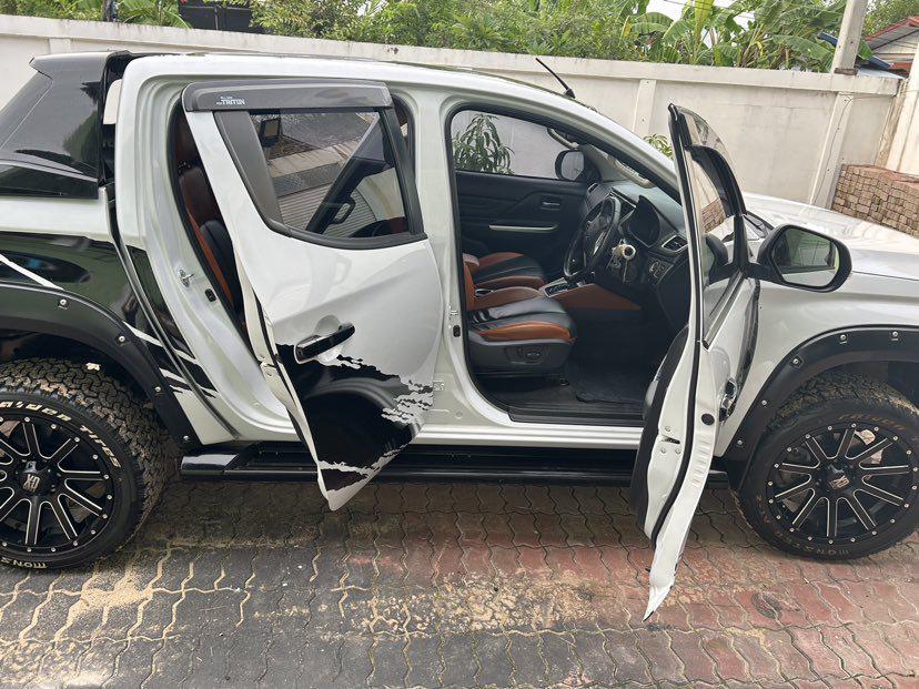 Mitsubishi L200 Triton Athlete 4-Doors (มิตซูบิชิ แอล200 ไทรทัน แอทลีท 4 ประตู) 4