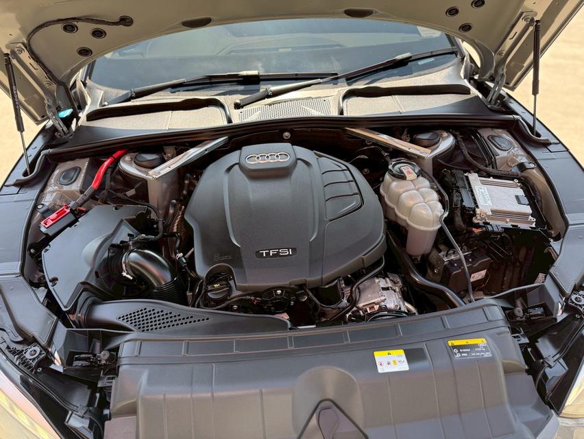 Audi A5 2.0Coupe 40Tfsi s line ปี22 18