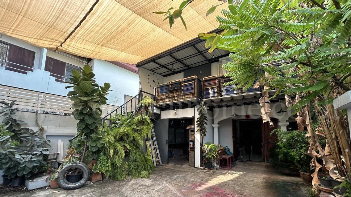 ทาวน์เฮ้าส์ เลิศอุบล 4 - ซอย นาคนิวาส 48 ลาดพร้าว หลังริม 2