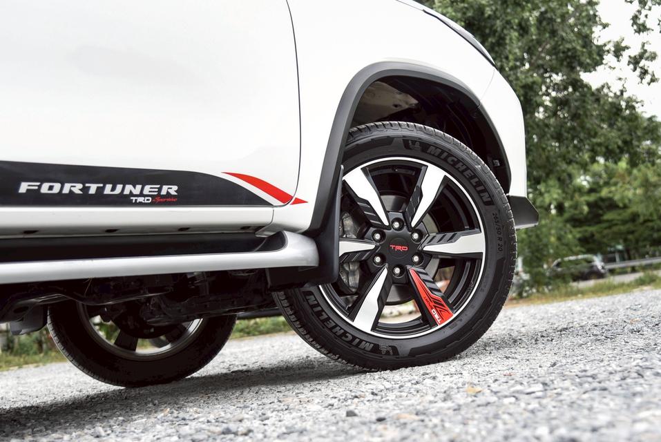 รหัสรถ CBL7117 TOYOTA FORTUNER 2.8 TRD Sportivo [2WD] AT 2019 7