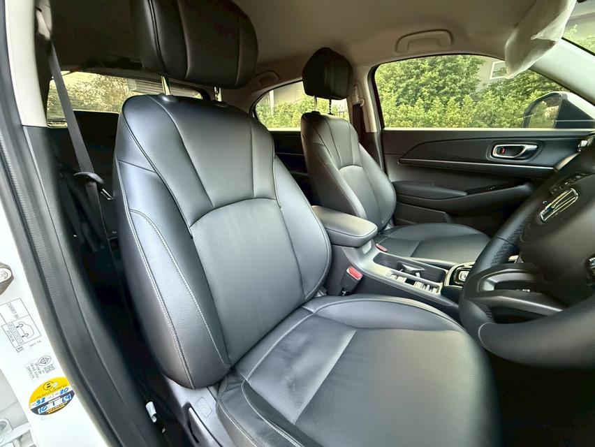 Honda #lHRV eHEV  EL ปี24 สีขาว Premium ♨️สวยสุดในรุ่น มือเดียว สภาพป้ายแดง ไมล์ 10,xxx โลแท้ เข้าศูนย์ทุกระยะ 10