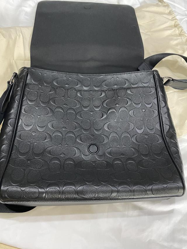 กระเป๋าสะพายผู้ชายcoach รูปที่ 4