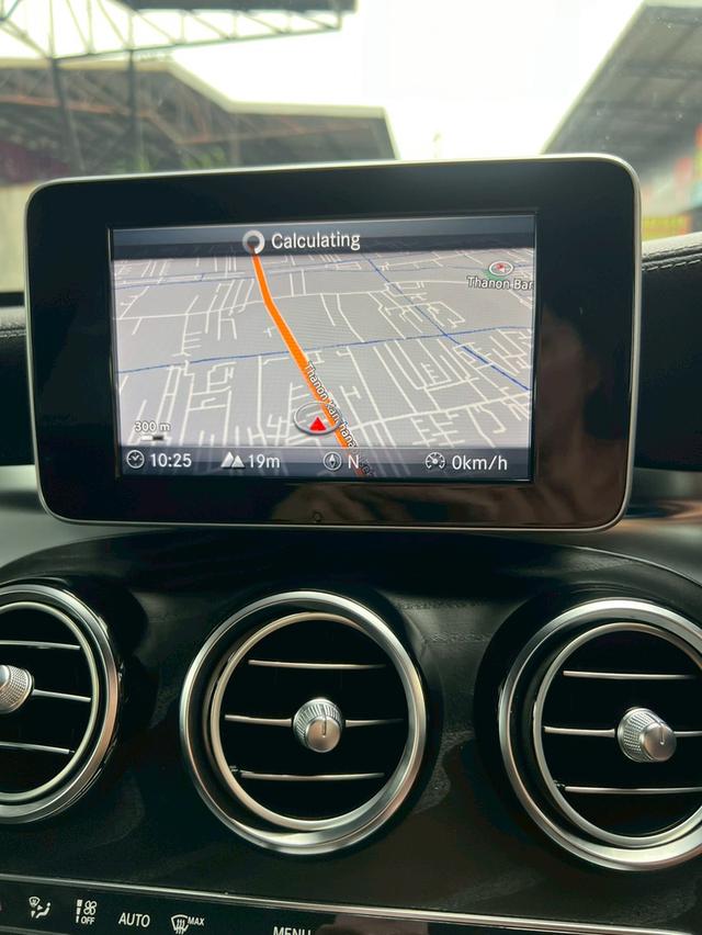 Benz Glc250d Amg 4Matic ปี18 7