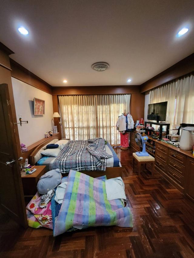 บ้านเดียว2ชั้น เนื้อที่ 90 ตรว. 15