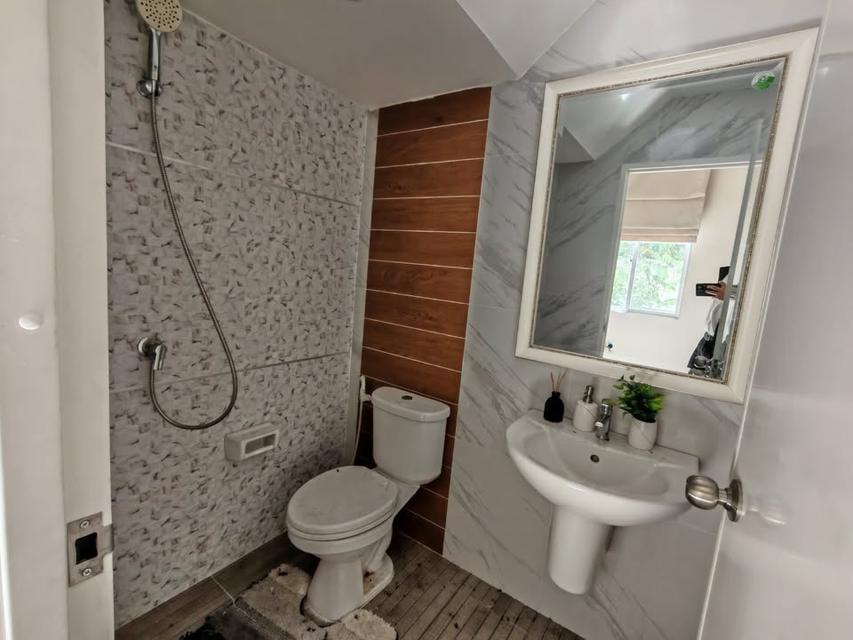 เจ้าของขายเอง ทาวน์โฮมพร้อมเฟอร์ หลังแรกหน้าโครงการ 3 ห้องนอน 2 ห้องน้ำ 2