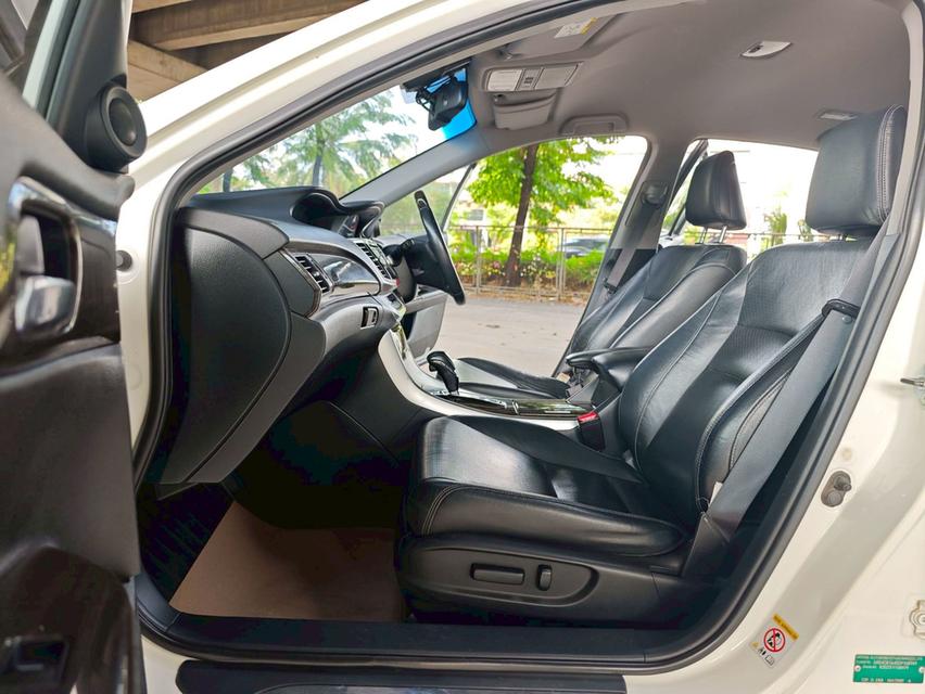 🚗 2014 Honda Accord 2.0 EL AT รูปที่ 17