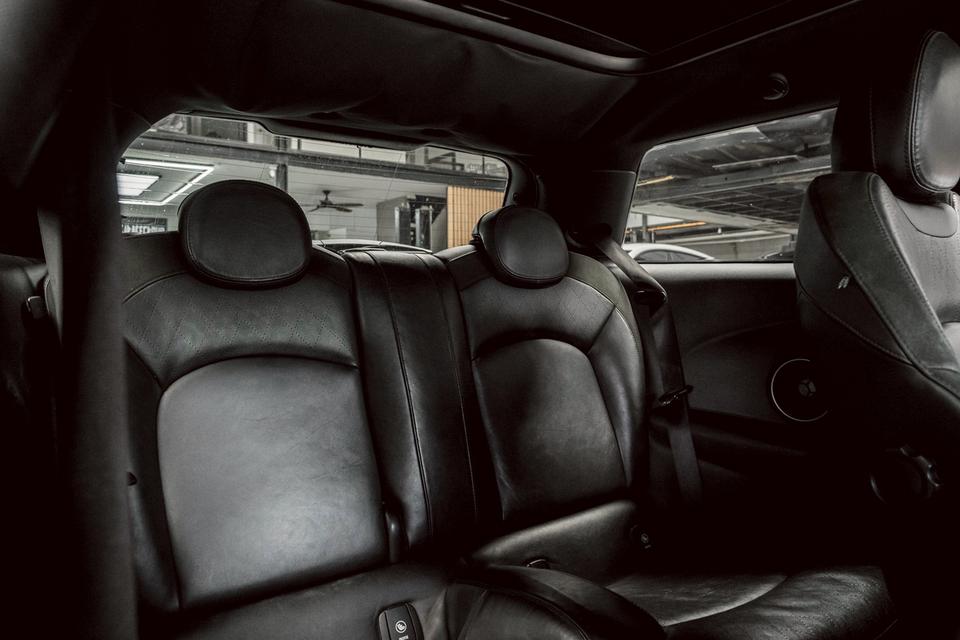 รหัสรถ 67GG885 Mini CooperS Hatch 3 Doors F56 2017 10