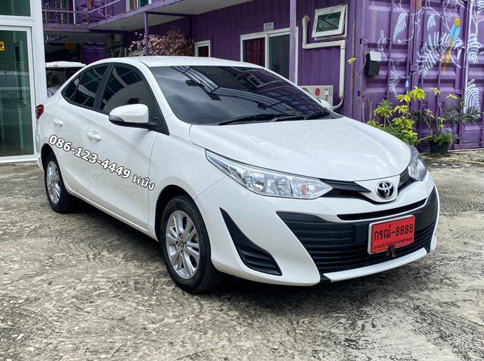 2020 Toyota Yaris Ativ 1.2 E ออกรถ 0 บาท ส่งรถฟรีทั่วไทย 2